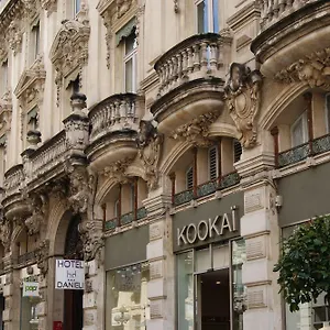 Hotel The Originals Boutique, Danieli,